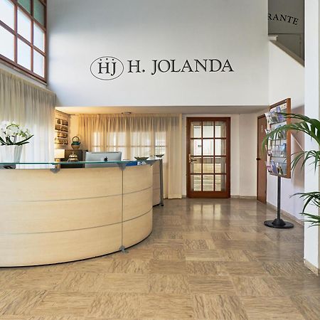 Hotel Jolanda Μπελάρια-Ιτζέα Μαρίνα Εξωτερικό φωτογραφία